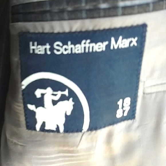 Hart Schaffner Marx - Picture 2 of 7